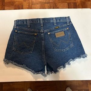 Wrangler shorts size 29